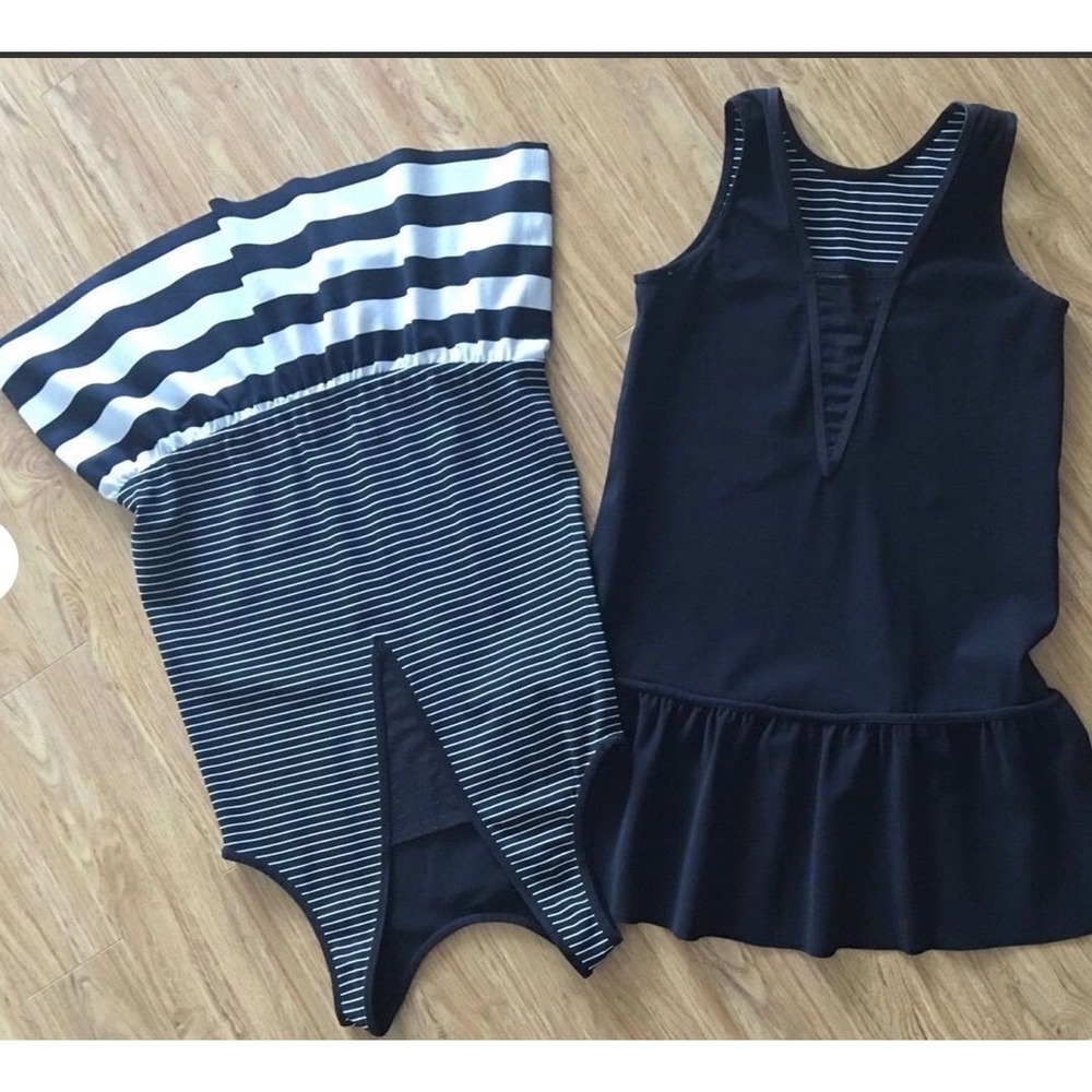 Lululemon Both Ways Dress Parallel Stripe  Black Reversible Tennis Dress Size 12